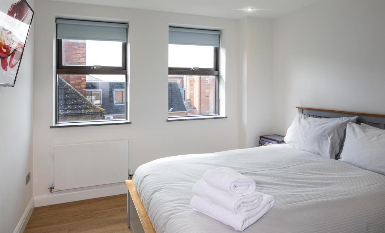 Apartamento No 1 Wood Street Swindon Exterior foto