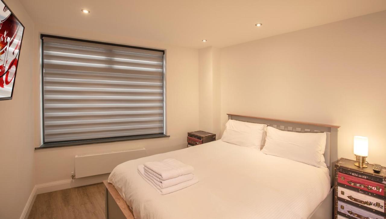 Apartamento No 1 Wood Street Swindon Exterior foto