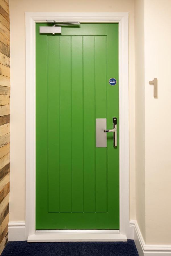 Apartamento No 1 Wood Street Swindon Exterior foto
